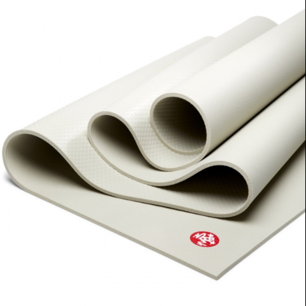 ISO: NEW MANDUKA Pro or Prolite Mat in Sand